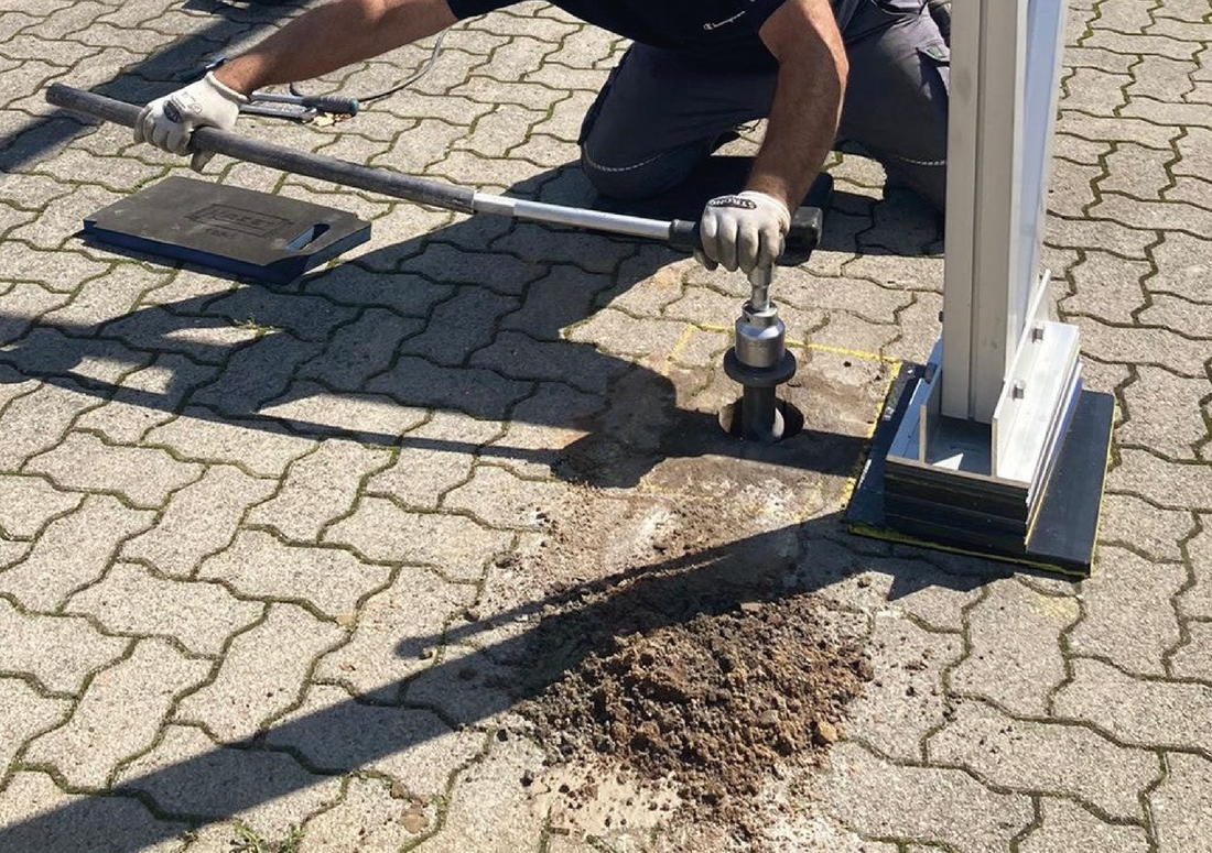 Carport-Befestigung – stabile Verankerung trotz festem Untergrund